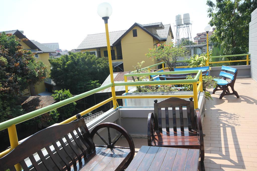 Home Place Hotel Chiang Mai Esterno foto