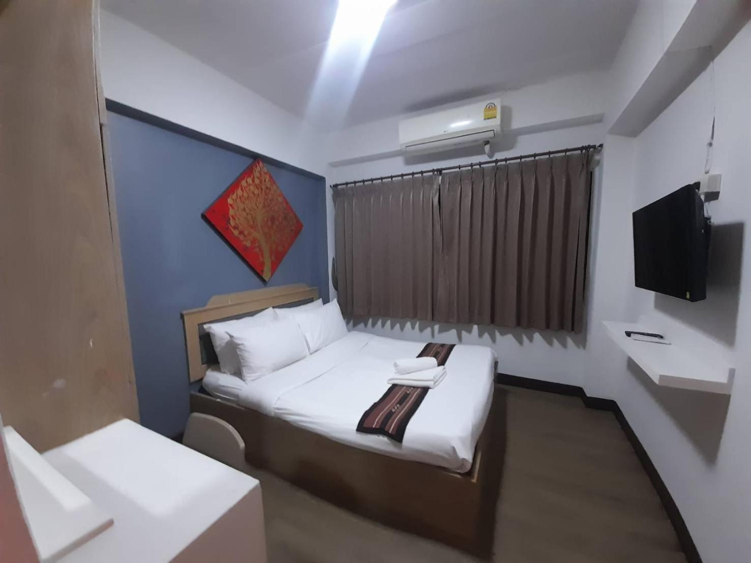 Home Place Hotel Chiang Mai Esterno foto
