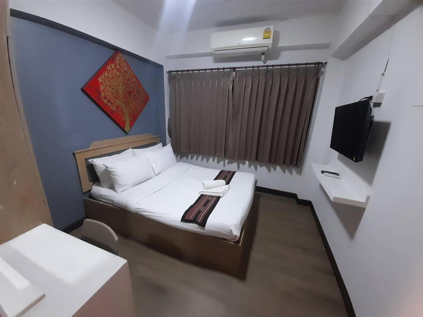 Home Place Hotel Chiang Mai Esterno foto